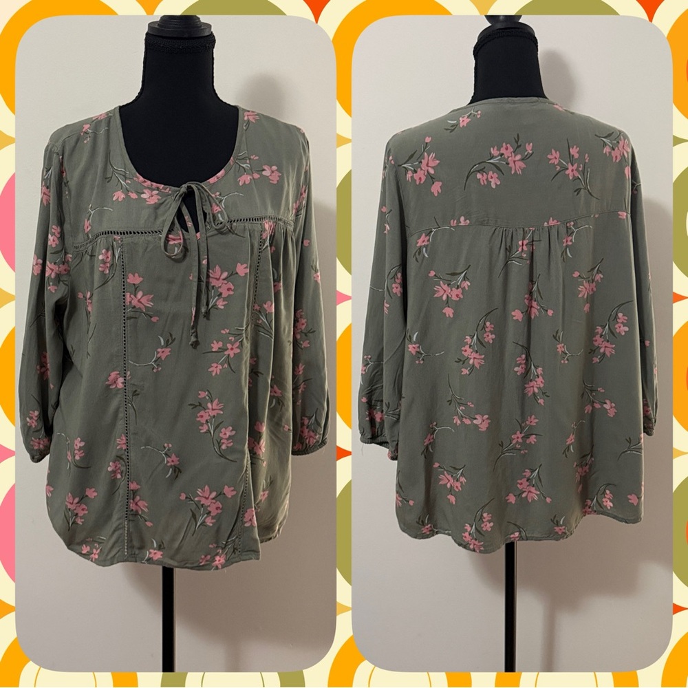 Chic Olive Women’s Floral 3/4 Sleeve Blouse-size large